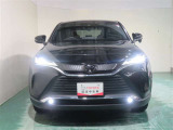 明度の高いLEDヘッドライトで、夜間の運転も安心です。