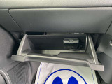日産の中古車は保証が充実しております。全車&rdquo;ワイド保証&rdquo;&rdquo;ワイド保証ライト&rdquo;が付いております。駆動系・電装系パーツなど、油脂類・消耗品を除く殆どの部品が保証対象です!