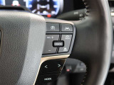 レーダークルーズコントロール(全車速追従機能付)付きです。車速に応じて追従支援してくれるので、ロングドライブも快適です。詳細は販売店スタッフまでおたずねください。