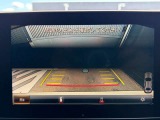 パーキングアシスト装備。駐車時の操作をサポートしてくれます。