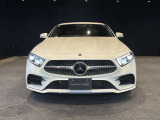 納車前整備は、メルセデスベンツ国際認定メカニックによる最新の検査ライン等の施設が充実した当社工場で入念に行います。メルセデス・ベンツの定める厳しい基準をクリアしたお車のみをご案内させて頂きます。