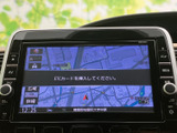 見やすい地図画面で、目的地までスムーズに案内。細かな道案内も安心です。初めての場所でも、ストレスなく運転を楽しめます。