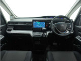 ◆バックカメラ◆リバースにするだけで映ります、後方の安全確認や、狭い駐車場での車庫入れ、雨の日や夜間など視界の悪い時に便利です!安全にバックする為には欠かせない装備です。