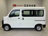 側面からの写真です。ご希望のお車が見当たらない場合は、弊社スタッフがしっかりとお客様のご要望に合ったお車をお探し致します。