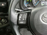 ハンドルから手を離さずにオーディオ操作ができるステアリングスイッチ付きのお車になります★