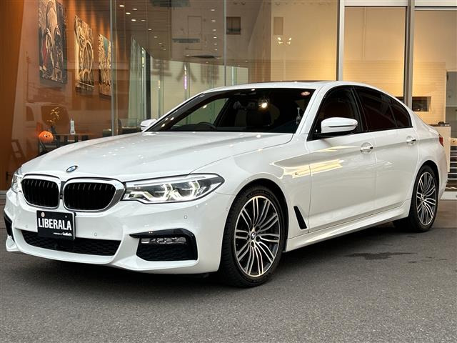 5シリーズセダン 530i Mスポーツ 本革シート サンルーフ