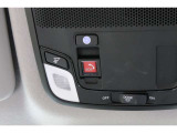 緊急通報ボタンが装備されています。ホンダコネクト対応。ご利用には、Honda Total Care プレミアムのご加入が必要です。