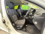 ドライバーによって運転しやすいポジションは異なり、あの車はどうなのか不安なこともありますよね。気になるお車は店頭で乗り込んでご確認いただけます♪