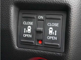 ◆両側電動スライドドア◆狭い駐車場でも乗り降りが楽々♪お子様が隣の車にドアを当ててしまう心配もございません!小さなお子様連れの方もこれで安心。
