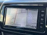 目的地までの道順をわかりやすく表示。初めての場所でも安心して運転できます。長距離ドライブもストレスフリーです。