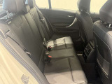 BMWを熟知したメカニックによる、360度の納車前点検。ドイツ本国と同様の教育・訓練を受けたBMW専門のメカニックが、360度によるポイントを徹底的に点検、整備いたします。