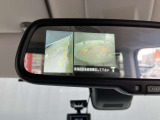 アラウンドビューが装備されていて狭し道での離合や車庫入れなどに役に立ちます