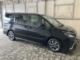 自動車保険やJAFも取扱いしています。土日も対応してますよ ♪♪