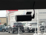 【後方ドラレコ】映像・音声などの運転中の記録を残します。事故などを起こした起こされた時の証拠になりえますので、もしもの時でも安心ですね。//