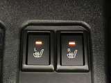 【シートヒーター】寒い日に重宝するシートヒーター!エアコンより早く温まってくれるので寒がりの人も安心ですね♪エアコンの温風は乾燥するから苦手、という方にもをおすすめです。