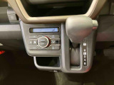 納車前にはプロのメカニックが、各部の点検を行います。ディーラーにしか出来ない品質、そしてサービスできっと満足していただけると思います!