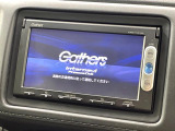 【純正ナビ】人気の純正ナビを装備しております。ナビの使いやすさはもちろん、オーディオ機能も充実!キャンプや旅行はもちろん、通勤や買い物など普段のドライブも楽しくなるはず♪