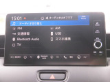 HondaCONNECTディスプレイを装備しています。ナビゲーション機能に加え、車内Wi-Fiやスマートフォン連携、ETC連動機能等があります。