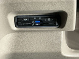 ビルトインタイプの【ETC】で見た目もスッキリ。高速道路の利用にとても便利です。