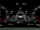 カラーディスプレイには運転をサポートするさまざまな情報を表示!