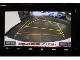 【バックカメラ】後方の映像がモニターで確認できます。駐車が苦手な方にお勧めの補助機能です。