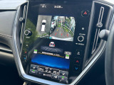 【マルチテレインモニター】車のフロントやサイドのカメラ画像を同時にモニター表示することで、悪路や狭い道を走行時でも周囲の状況確認ができ安心!本格SUVにうれしい装備です♪