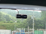 後方もしっかり同時録画しています。前方と同様に画像を自動保存します。