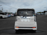 新車ディーラーの中古車コーナーです。保証・整備料金は車両価格に含まれております。諸費用まで入った支払総額は魅力的な価格になっていると思います。