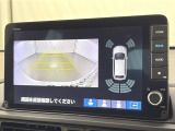 リアカメラ付で、後方をナビ画面で確認。車庫入れも安心です。もちろん、バックギアと連動しています。