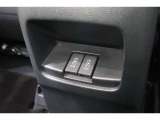 USBジャックが2つあるので電子機器の充電ができます☆