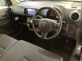 分かりやすく操作しやすい運転席まわりです☆
