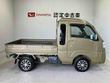 車両右側面からの写真になります。車をご覧になりたい時はお気軽に最寄りの店舗へご相談下さい。