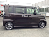 納車前には、当社メカニックによる『プロの視点』で、安全かつ安心して気持ちよくお乗りいただける整備を行います。詳しくはスタッフまで。