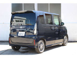 軽自動車という枠にとらわれない質感で、乗る人の洗練された感性に響くデザインになっています。
