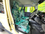 運転席シート廻りは使用感も少なく、良好な状態となっています。丁寧に使われていたことがよくわかりますね。