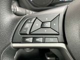 ステアリングスイッチです。ナビのオーディオコントロールが手元で行えます