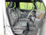 運転席シート廻りは使用感も少なく、良好な状態となっています。丁寧に使われていたことがよくわかりますね。
