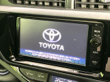 【メーカー純正ナビ】インテリアに溶け込むスタイリッシュな「専用設計」メーカーナビを装備♪視認性や操作性など基本性能にも優れ、より上質なカーライフをお楽しみいただけます。
