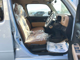 新車と同様の保証(有料)がつけられます。また各地域の店舗に最新の大型整備工場とプロメカニックが常駐しておりアフターメンテナンスもお任せください。