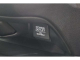 シガーソケットが付いているので、車から電源を取ることが出来ます!