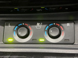 【シートヒーター&ベンチレーション】夏場は涼しい風でお尻や背中の熱やムレを防ぎ、冬はエアコンよりも早く温まってポカポカに!季節を問わず快適に過ごせます。