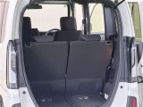 荷室はシートアレンジを行うことで広い荷室にすることが可能です 様々なシーンで活躍できますね