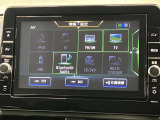 高性能で使いやすい日産純正ナビゲーションです。フルセグTVも鑑賞出来るしBluetooth機能付なのでお手持ちの携帯電話でハンドフリー通話も出来ます。
