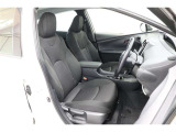 ■車内クリーニング■専門スタッフが見えないところまで徹底洗浄!車内のニオイもリフレッシュ!目に見えないところまで美しくがモットーです。だから、当店の中古車は内装にも自信があります!