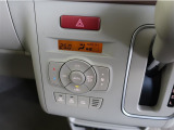 オートエアコンなので、スイッチひとつで自動で車内の温度を快適に保つことができます♪