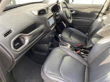 ◆LIBERALAは、輸入車選びの新たなスタイルを提案するインポート・セレクト・ブランドです。オーナー様となる方がクルマから直接感じる感性を第一にした、最良の一台との出会いをコーディネートいたします。