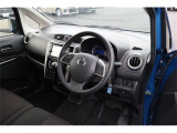 ハンドル周りもスッキリしていて運転しやすいです。