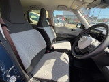 1列目シートです。足元までゆったりとご乗車頂けます!!