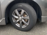 日産純正アルミホイールになります。