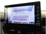 バックガイドモニターで、後方を確認しながら安心して駐車することができます。運転初心者も熟練者も必須の機能ですよ!